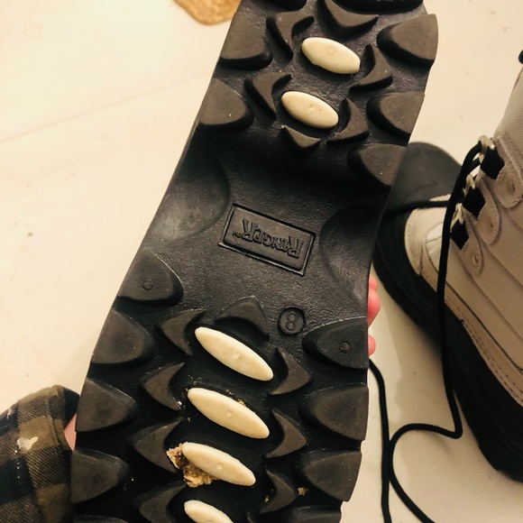 Like new Ranger Thermolite Snow boots - Picture 4 of 6